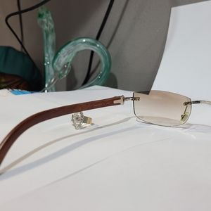 I sell these beautiful cartier I don't have the bo